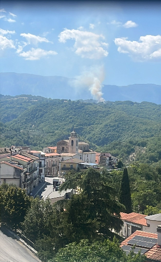 Abbateggio - Incendio nel Parco della Maiella, in azione gli elicotteri